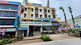 Hotel Ellora Park