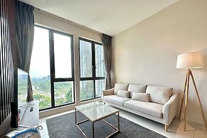 Elysia Park Residence by Stayrene