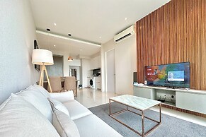 Elysia Park Residence by Stayrene