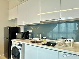 Elysia Park Residence by Stayrene