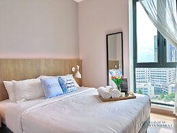 Elysia Park Residence by Stayrene