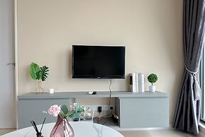Elysia Park Residence by Stayrene