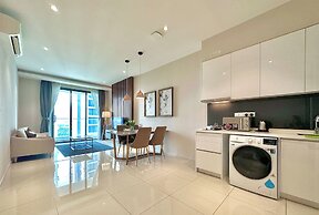 Elysia Park Residence by Stayrene