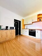 Garden Villa by Danube  16 Guests