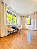 Garden Villa by Danube  16 Guests