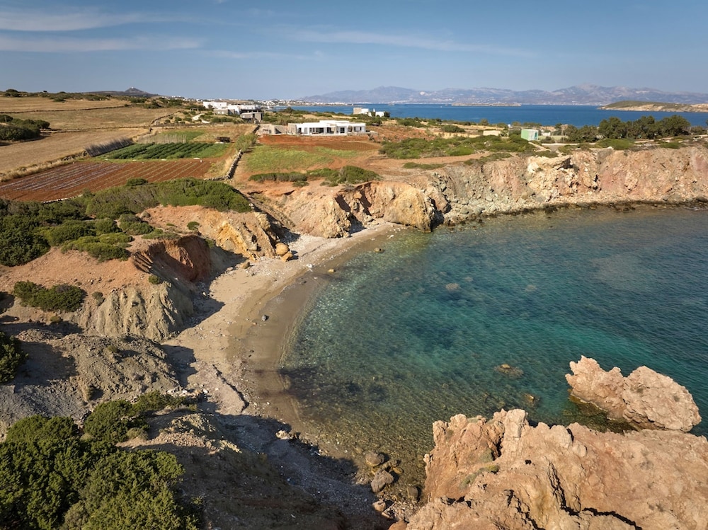 Luxury Villa Serenely