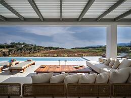 Luxury Villa Serenely