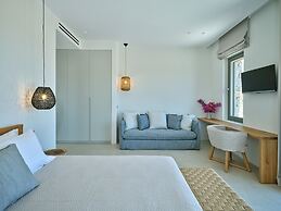 Luxury Villa Serenely