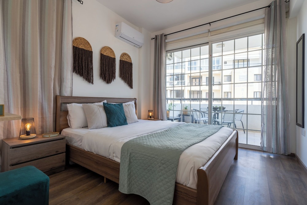 Araminta 2-Bedroom Apartment in Larnaca