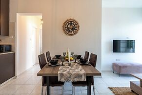 Araminta 2-Bedroom Apartment in Larnaca