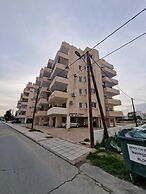 Araminta 2-Bedroom Apartment in Larnaca
