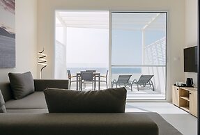 SeaRock Suites