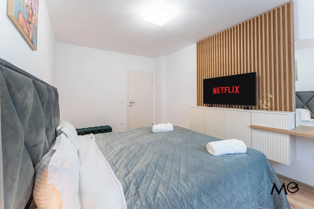 MoHost Sabina - Luxury with Balcony