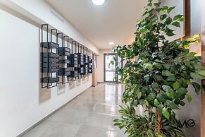 MoHost Sabina - Luxury with Balcony