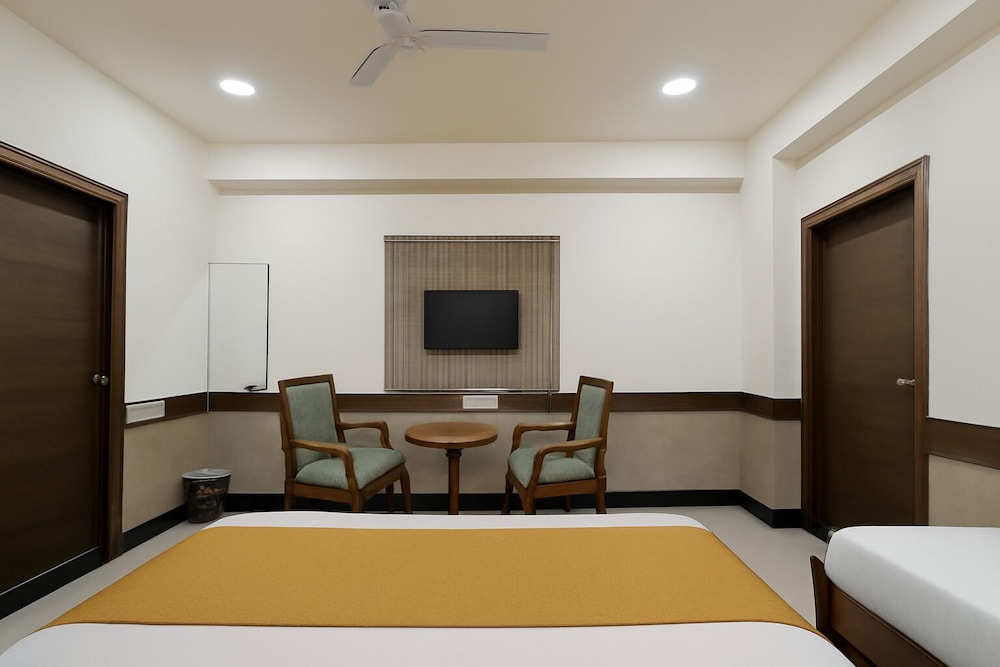 Col's Hotel Uphaar