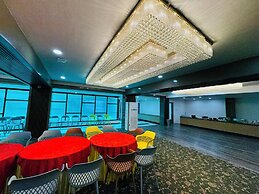 Col's Hotel Uphaar