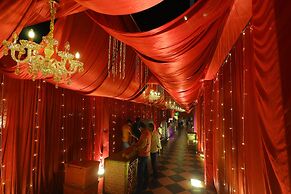 The Supreme Hotel and Banquet