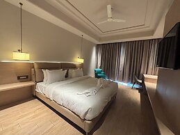 The Supreme Hotel and Banquet