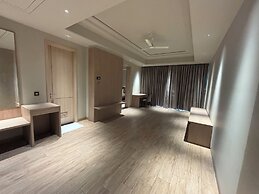 The Supreme Hotel and Banquet