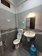 Hotel U K Palace Puri