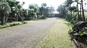 Jambu Klutuk Resort