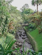 Jambu Klutuk Resort