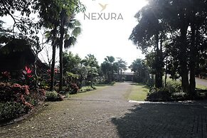 Jambu Klutuk Resort