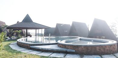 Jambu Klutuk Resort