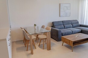 Phaedrus Living: Seaside Thalassa Cretan D101