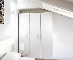 JOIVY Apartments - Trieste Goldoni