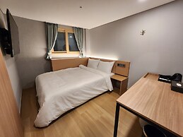 Seoul DDJ STAY