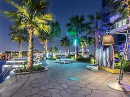 Cosmos Living 1 Bedroom Paramount Towers