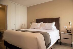w Trendy 2BR Apartment w Pool in Barranco