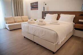 Liberty Suites Spetses
