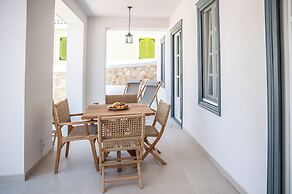 Liberty Suites Spetses