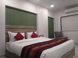 Hotel Indus Inn