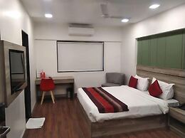 Hotel Indus Inn