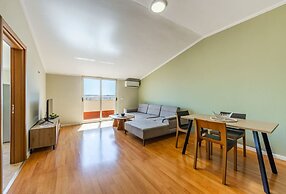 Bright Comfy 2BR Apartment by the Adriatic