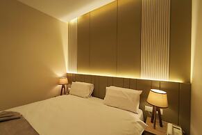 Pyramids Secret Hotel