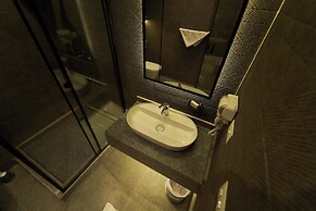 Pyramids Secret Hotel