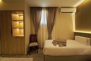 Pyramids Secret Hotel
