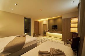 Pyramids Secret Hotel
