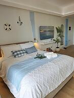 Luxury Coastal, Grand Canal View
