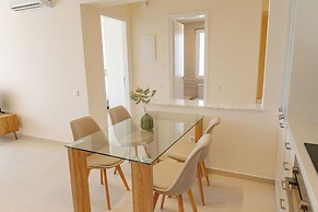 Phaedrus Living: Seaside Thalassa Cretan 102