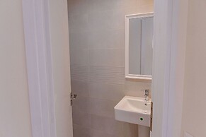 Phaedrus Living: Seaside Thalassa Cretan 102