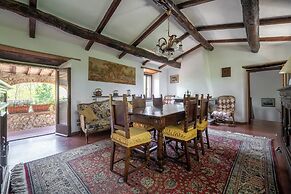 Casa La Cedrina Pool Lornano