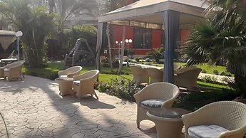 Boudl Grand Pyramids