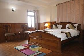 Hotel De Villa