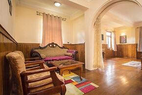 Hotel De Villa