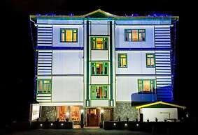 Hotel De Villa